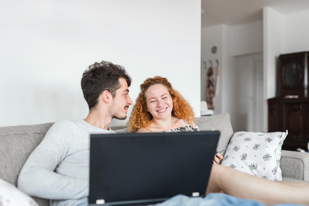 Breaking Down Barriers: The Benefits of Telehealth Psychology Counselling for Couples